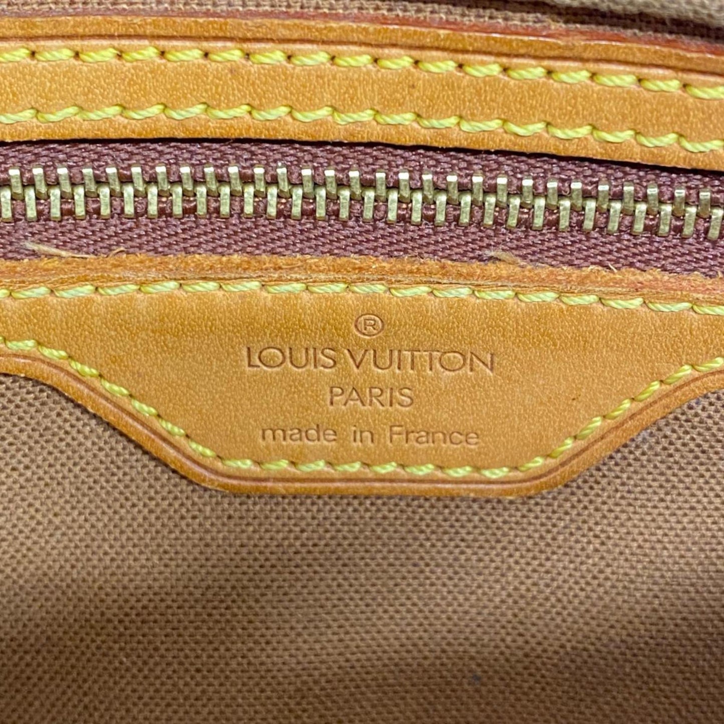 Louis Vuitton Trotteur Brown Canvas Shoulder Bag (Pre-Owned)