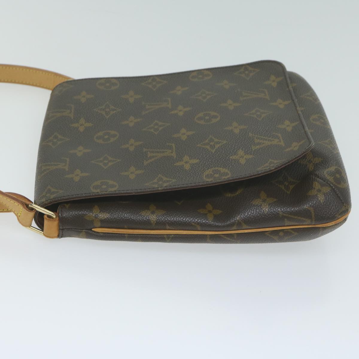 Louis Vuitton Looping Brown Canvas Shoulder Bag (Pre-Owned)